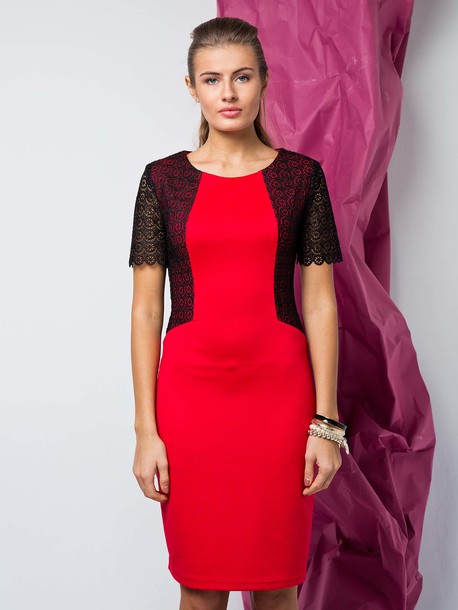 Татьяна платье красный
